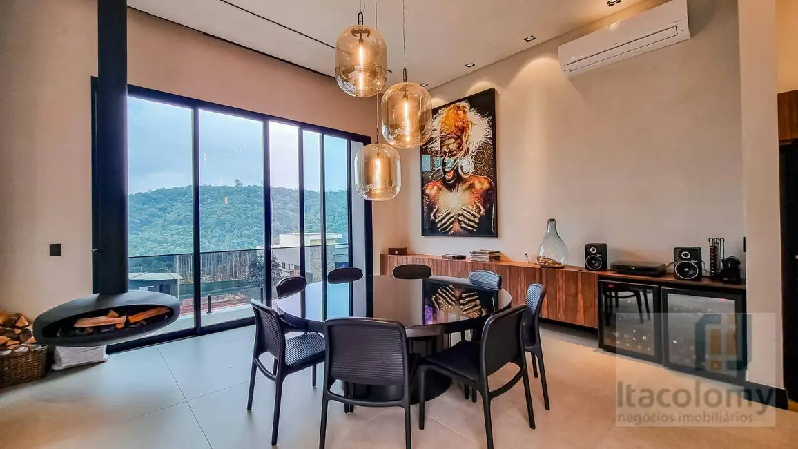 Foto 4 de Casa de Condomínio com 4 quartos à venda, 490m2 em Santana De Parnaiba - SP