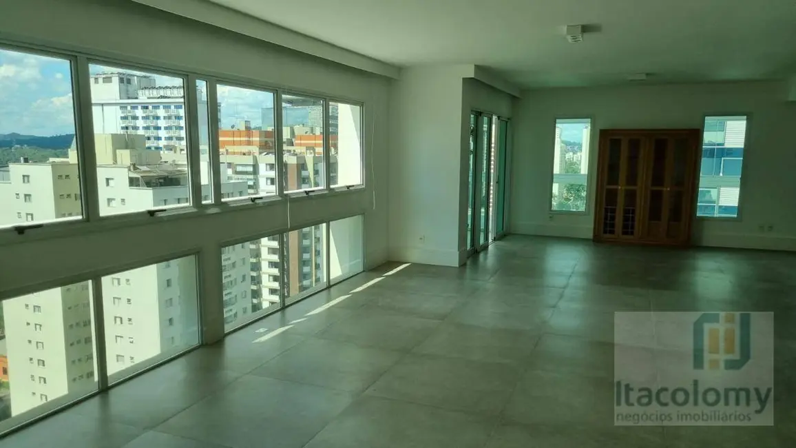 Foto 3 de Apartamento com 3 quartos à venda, 253m2 em Alphaville Industrial, Barueri - SP