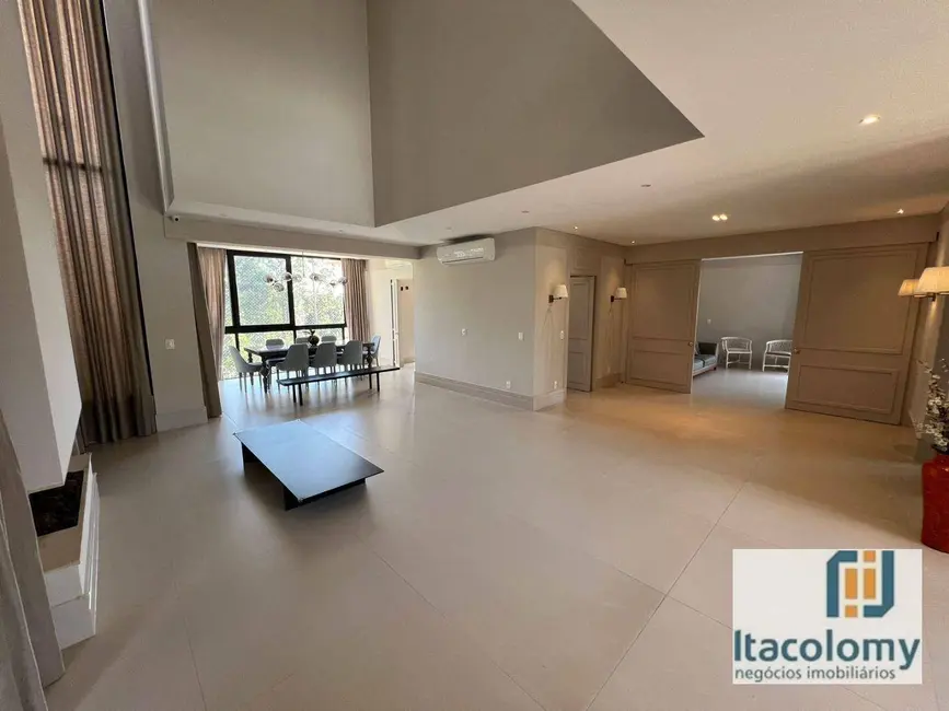 Foto 3 de Casa de Condomínio com 6 quartos à venda e para alugar, 520m2 em Tamboré, Santana De Parnaiba - SP