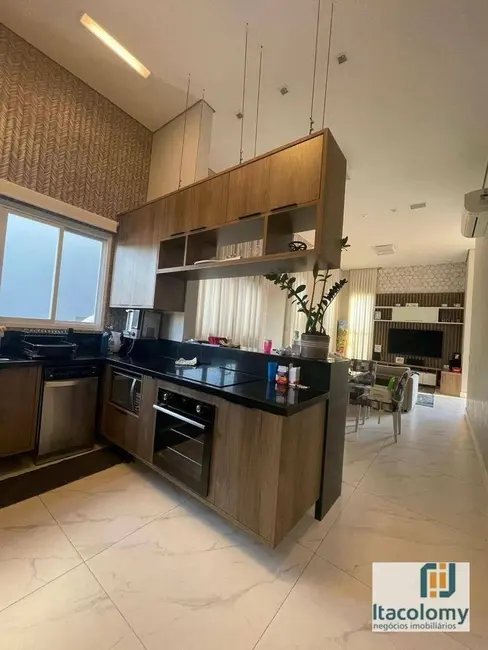 Casa de Condomínio com 3 quartos à venda, 441m2 em Santana De Parnaiba - SP - imagem 3 Foto 3 de Casa de Condomínio com 3 quartos à venda, 441m2 em Santana De Parnaiba - SP