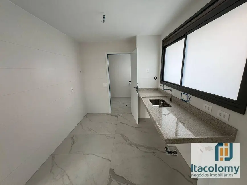 Foto 9 de Apartamento com 3 quartos à venda, 180m2 em Alphaville Conde II, Barueri - SP