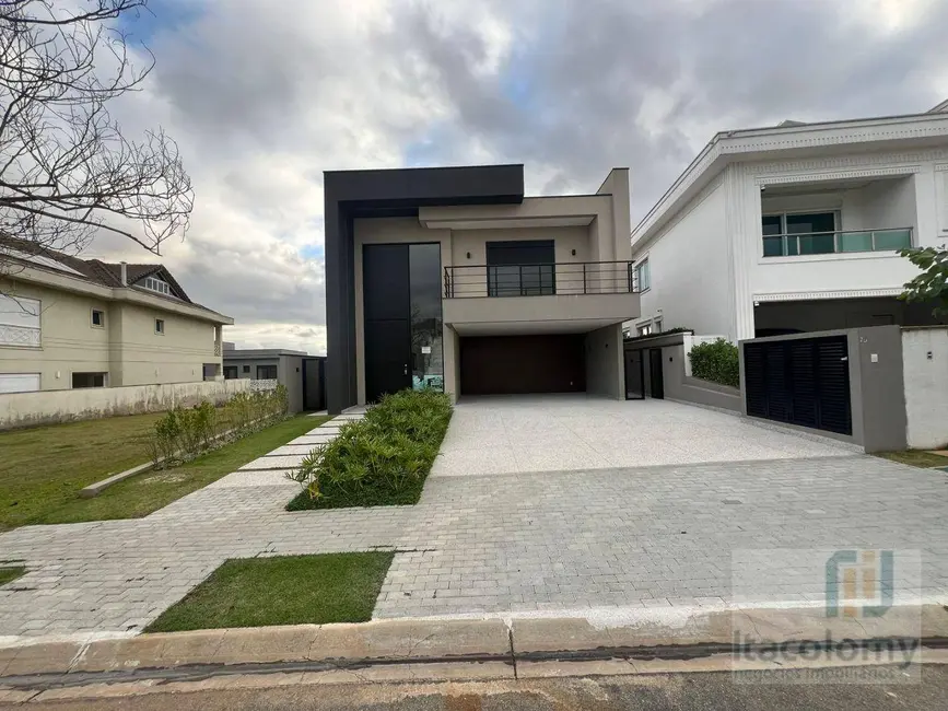 Casa de Condomínio com 5 quartos à venda, 452m2 em Tamboré, Santana De Parnaiba - SP - imagem 1 Foto 1 de Casa de Condomínio com 5 quartos à venda, 452m2 em Tamboré, Santana De Parnaiba - SP