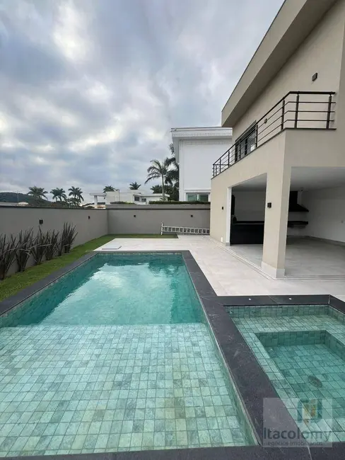 Casa de Condomínio com 5 quartos à venda, 452m2 em Tamboré, Santana De Parnaiba - SP - imagem 8 Foto 8 de Casa de Condomínio com 5 quartos à venda, 452m2 em Tamboré, Santana De Parnaiba - SP