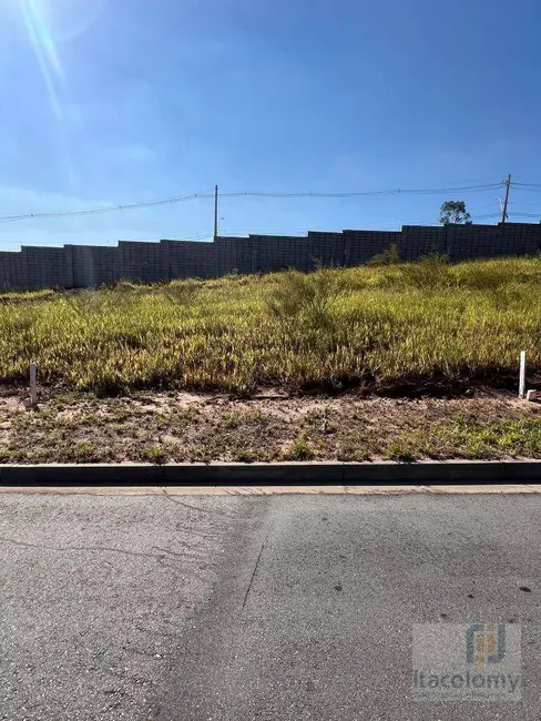 Foto 1 de Terreno / Lote à venda, 167m2 em Estância São Francisco, Itapevi - SP