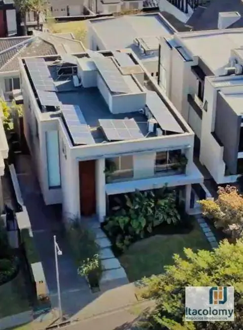 Foto 3 de Casa de Condomínio com 4 quartos para alugar, 525m2 em Tamboré, Santana De Parnaiba - SP