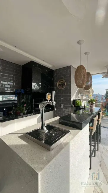 Foto 9 de Casa de Condomínio com 3 quartos à venda, 468m2 em Suru, Santana De Parnaiba - SP