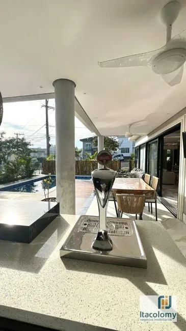 Foto 3 de Casa de Condomínio com 3 quartos à venda, 468m2 em Suru, Santana De Parnaiba - SP