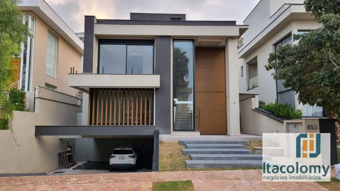 Foto 1 de Casa de Condomínio com 4 quartos à venda, 420m2 em Santana De Parnaiba - SP