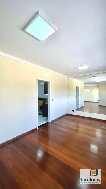 Foto 8 de Casa de Condomínio com 4 quartos à venda e para alugar, 378m2 em Santana De Parnaiba - SP