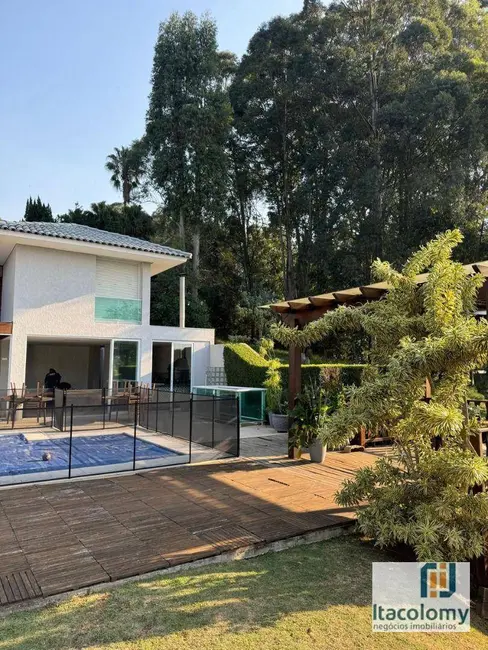 Casa de Condomínio com 3 quartos à venda, 2000m2 em Residencial Tamboré, Barueri - SP - imagem 7 Foto 7 de Casa de Condomínio com 3 quartos à venda, 2000m2 em Residencial Tamboré, Barueri - SP