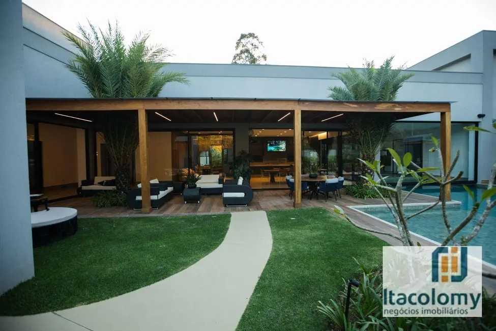 Casa de Condomínio com 7 quartos à venda, 3500m2 em Tamboré, Barueri - SP - imagem 6 Foto 6 de Casa de Condomínio com 7 quartos à venda, 3500m2 em Tamboré, Barueri - SP