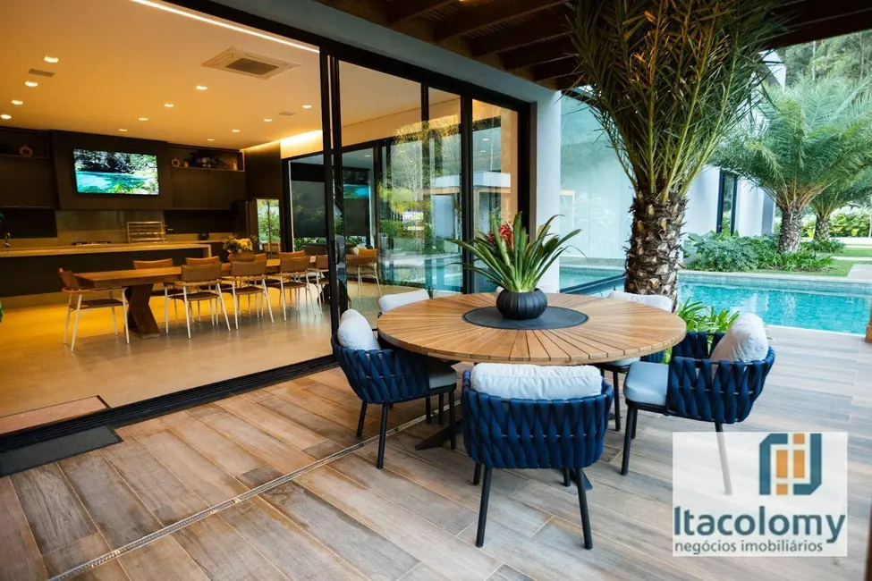 Casa de Condomínio com 7 quartos à venda, 3500m2 em Tamboré, Barueri - SP - imagem 8 Foto 8 de Casa de Condomínio com 7 quartos à venda, 3500m2 em Tamboré, Barueri - SP