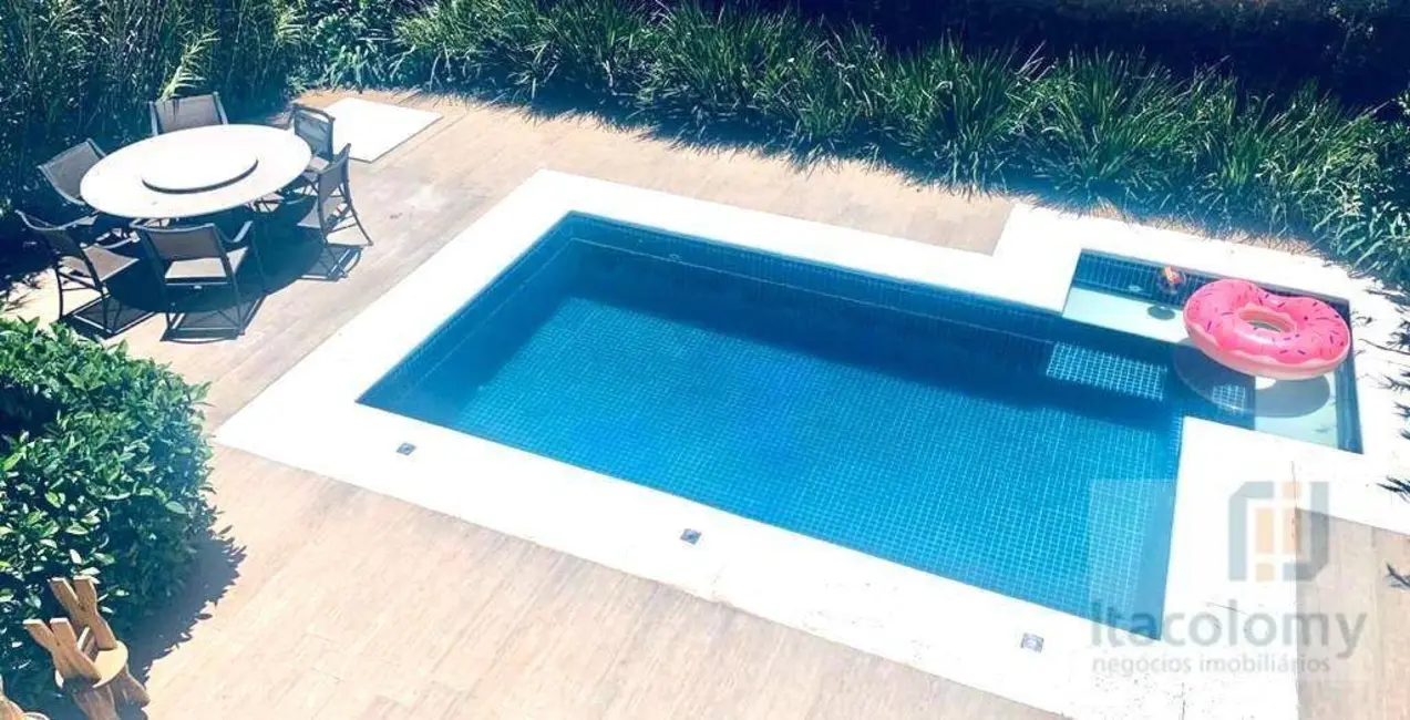 Foto 9 de Casa de Condomínio com 4 quartos à venda, 360m2 em Santana De Parnaiba - SP