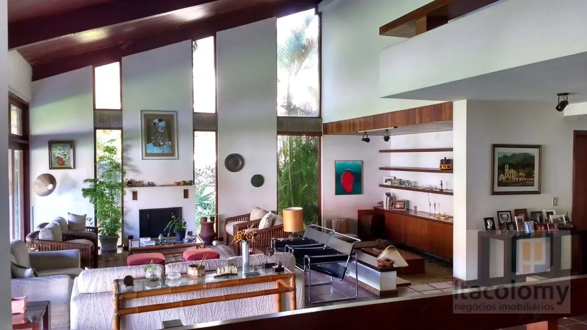 Foto 4 de Casa de Condomínio com 3 quartos à venda, 890m2 em Barueri - SP