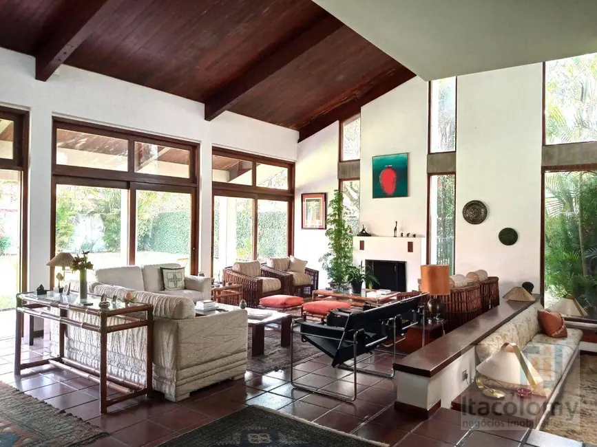 Foto 3 de Casa de Condomínio com 3 quartos à venda, 890m2 em Barueri - SP