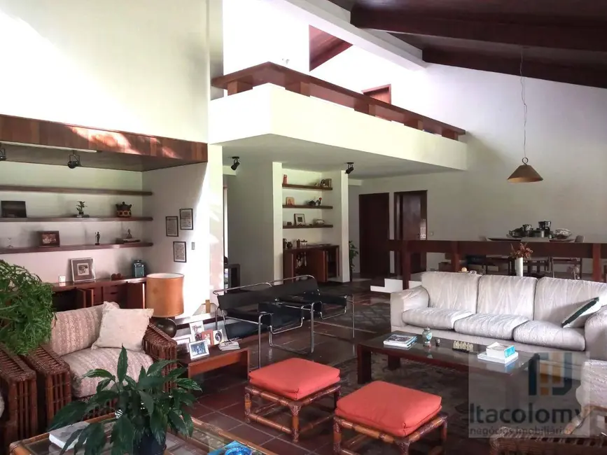 Foto 2 de Casa de Condomínio com 3 quartos à venda, 890m2 em Barueri - SP