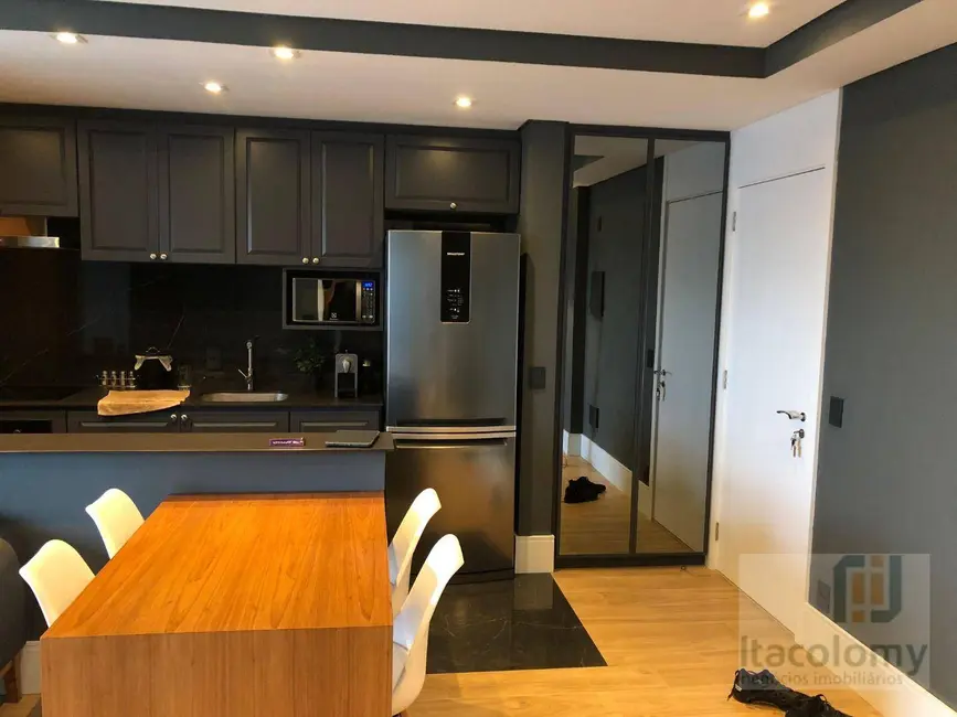 Apartamento com 1 quarto à venda, 50m2 em Empresarial 18 do Forte, Barueri - SP - imagem 3 Foto 3 de Apartamento com 1 quarto à venda, 50m2 em Empresarial 18 do Forte, Barueri - SP