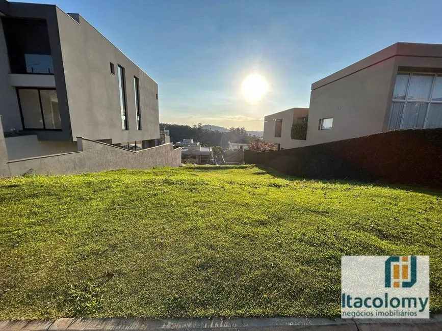 Foto 1 de Terreno / Lote à venda, 490m2 em Santana De Parnaiba - SP