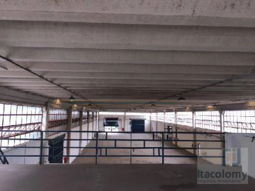 Foto 4 de Armazém / Galpão para alugar, 3700m2 em Osasco - SP