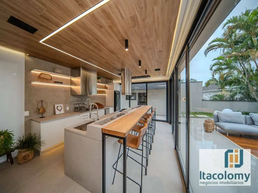 Casa de Condomínio com 4 quartos à venda, 527m2 em Santana De Parnaiba - SP - imagem 9 Foto 9 de Casa de Condomínio com 4 quartos à venda, 527m2 em Santana De Parnaiba - SP