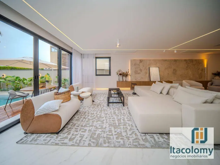 Casa de Condomínio com 4 quartos à venda, 527m2 em Santana De Parnaiba - SP - imagem 4 Foto 4 de Casa de Condomínio com 4 quartos à venda, 527m2 em Santana De Parnaiba - SP