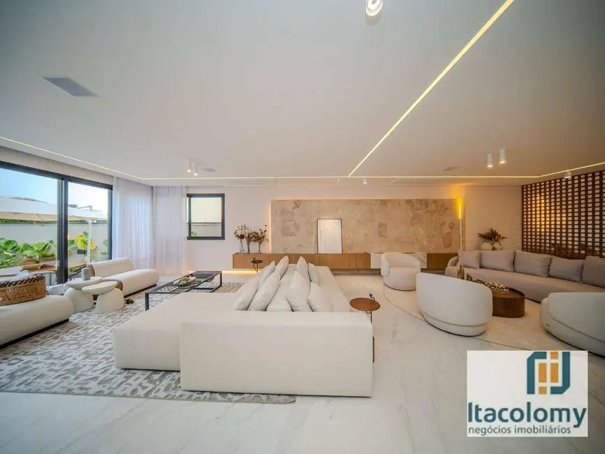 Casa de Condomínio com 4 quartos à venda, 527m2 em Santana De Parnaiba - SP - imagem 3 Foto 3 de Casa de Condomínio com 4 quartos à venda, 527m2 em Santana De Parnaiba - SP