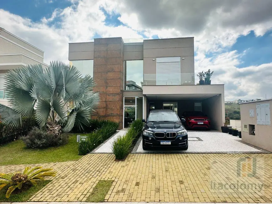 Foto 3 de Casa de Condomínio com 4 quartos para alugar, 500m2 em Santana De Parnaiba - SP