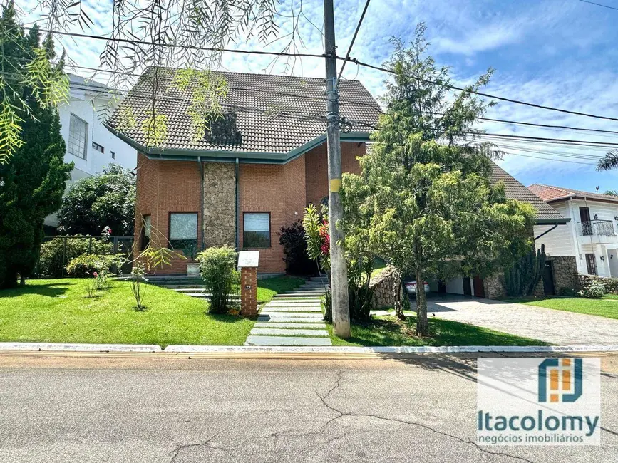 Foto 2 de Casa de Condomínio com 4 quartos à venda e para alugar, 865m2 em Santana De Parnaiba - SP