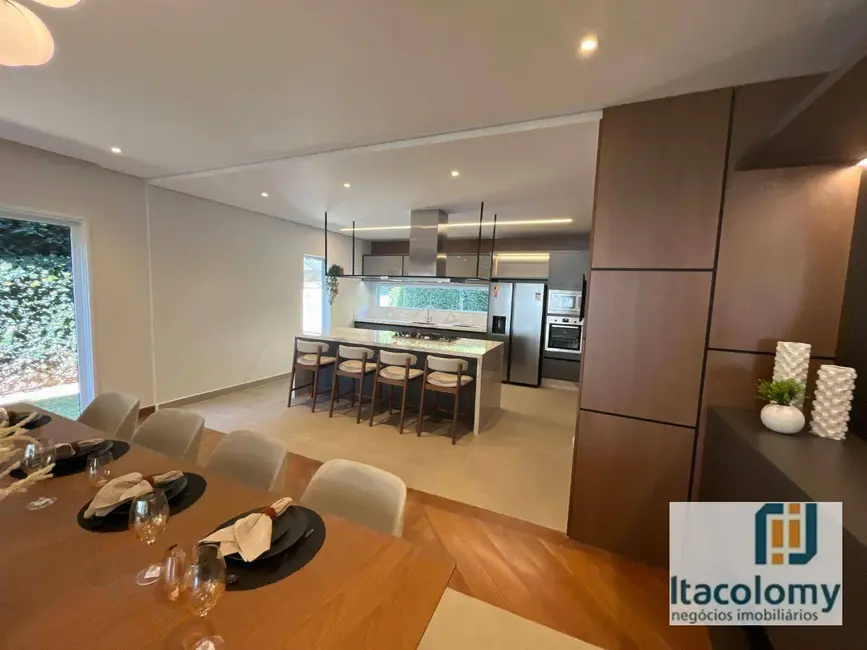 Foto 3 de Casa de Condomínio com 6 quartos à venda, 1250m2 em Residencial Tamboré, Barueri - SP