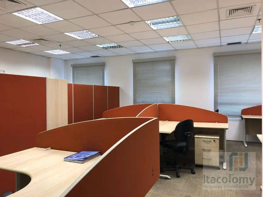 Sala Comercial à venda e para alugar, 56m2 em Alphaville Industrial, Barueri - SP - imagem 1 Foto 1 de Sala Comercial à venda e para alugar, 56m2 em Alphaville Industrial, Barueri - SP