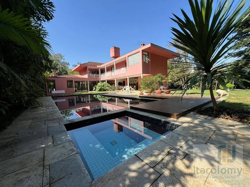 Casa de Condomínio com 3 quartos à venda, 1596m2 em Residencial Tamboré, Barueri - SP - imagem 2 Foto 2 de Casa de Condomínio com 3 quartos à venda, 1596m2 em Residencial Tamboré, Barueri - SP