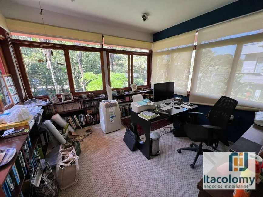 Casa de Condomínio com 3 quartos à venda, 1596m2 em Residencial Tamboré, Barueri - SP - imagem 7 Foto 7 de Casa de Condomínio com 3 quartos à venda, 1596m2 em Residencial Tamboré, Barueri - SP