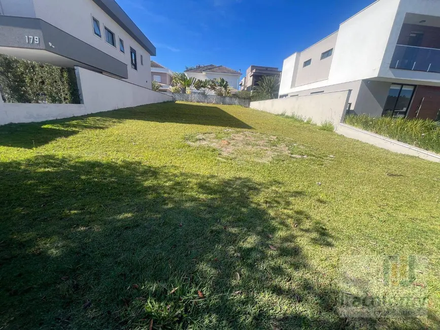Foto 1 de Terreno / Lote à venda, 420m2 em Tamboré, Santana De Parnaiba - SP