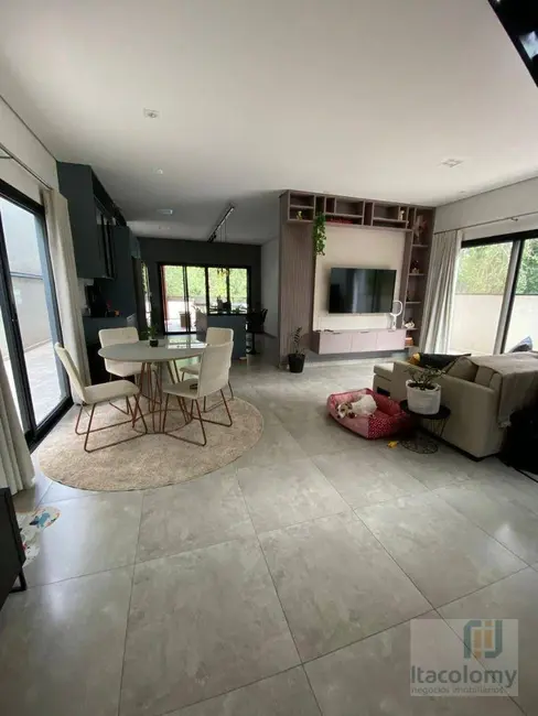 Foto 7 de Casa de Condomínio com 3 quartos para alugar, 382m2 em Suru, Santana De Parnaiba - SP