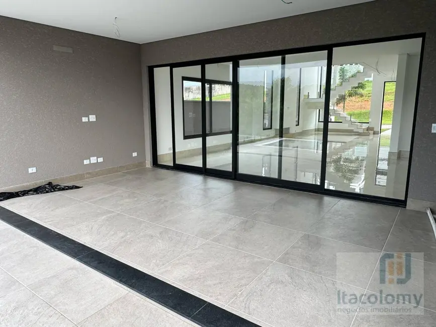 Foto 3 de Casa de Condomínio com 4 quartos à venda, 360m2 em Sítio do Rosário, Santana De Parnaiba - SP