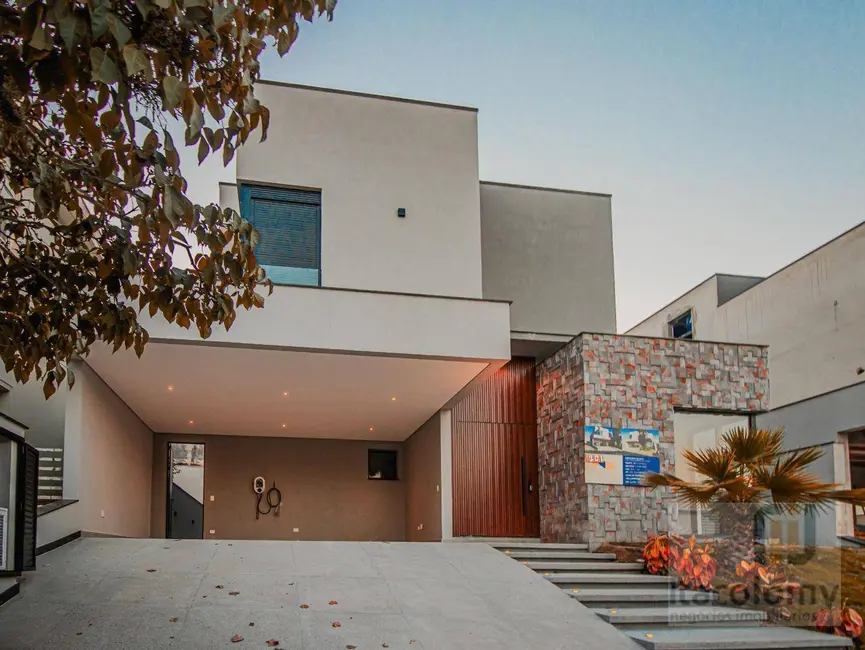 Casa de Condomínio com 4 quartos à venda, 420m2 em Santana De Parnaiba - SP - imagem 1 Foto 1 de Casa de Condomínio com 4 quartos à venda, 420m2 em Santana De Parnaiba - SP