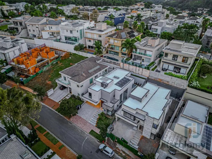 Casa de Condomínio com 4 quartos à venda, 420m2 em Santana De Parnaiba - SP - imagem 4 Foto 4 de Casa de Condomínio com 4 quartos à venda, 420m2 em Santana De Parnaiba - SP