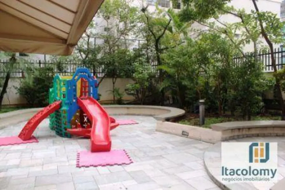 Apartamento com 4 quartos à venda, 642m2 em Higienópolis, São Paulo - SP - imagem 4 Foto 4 de Apartamento com 4 quartos à venda, 642m2 em Higienópolis, São Paulo - SP