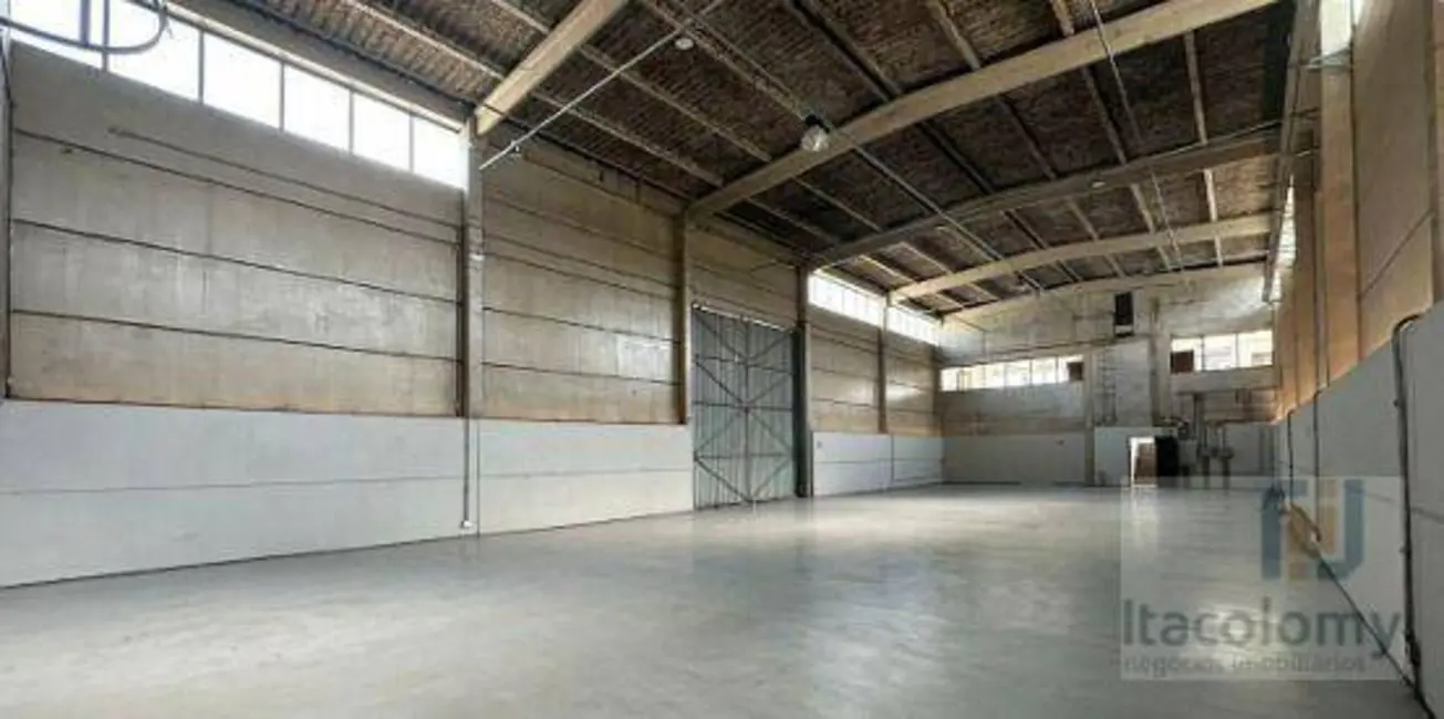 Foto 2 de Armazém / Galpão para alugar, 1582m2 em Quitaúna, Osasco - SP