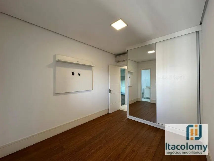 Foto 6 de Apartamento com 3 quartos à venda e para alugar, 138m2 em Barueri - SP