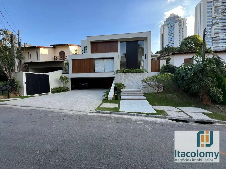 Foto 1 de Casa de Condomínio com 4 quartos à venda e para alugar, 560m2 em Barueri - SP