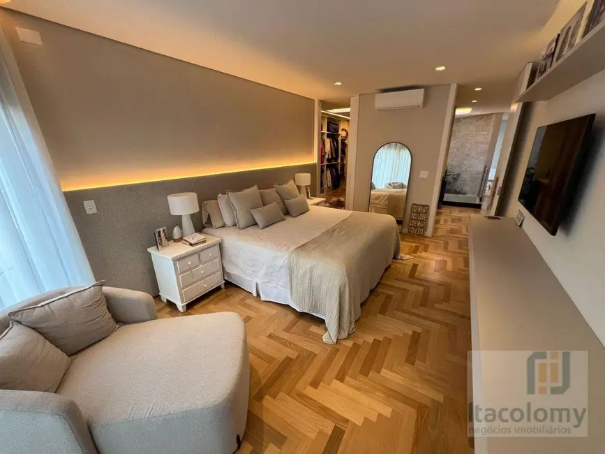 Foto 7 de Casa de Condomínio com 4 quartos à venda e para alugar, 560m2 em Barueri - SP