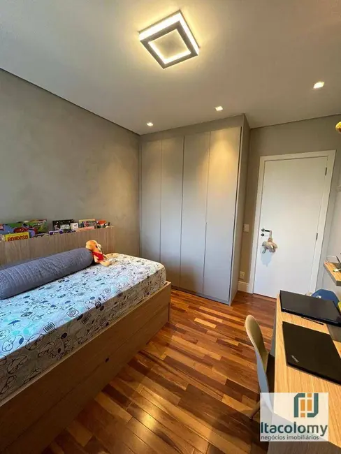 Foto 8 de Apartamento com 3 quartos à venda, 168m2 em Santana De Parnaiba - SP