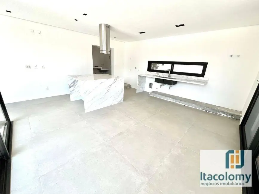 Casa de Condomínio com 4 quartos à venda, 620m2 em Santana De Parnaiba - SP - imagem 8 Foto 8 de Casa de Condomínio com 4 quartos à venda, 620m2 em Santana De Parnaiba - SP