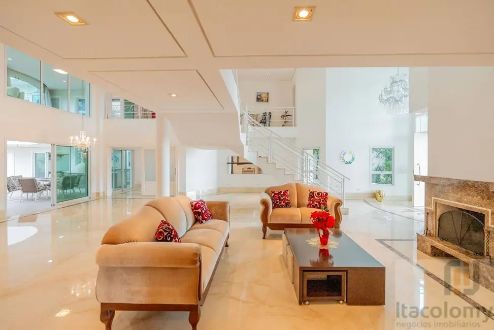 Foto 4 de Casa de Condomínio com 4 quartos à venda, 1500m2 em Residencial Tamboré, Barueri - SP