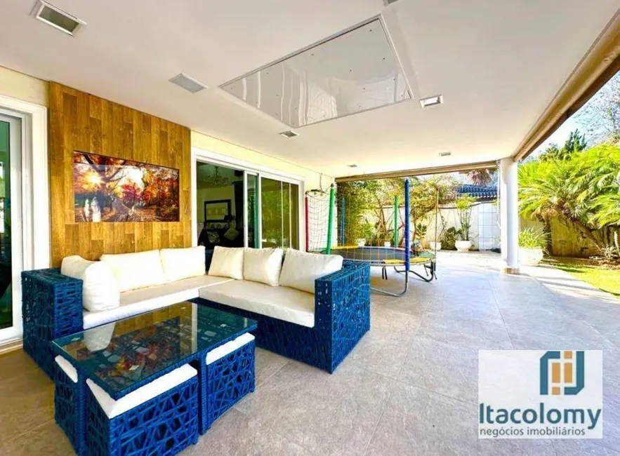 Casa de Condomínio com 4 quartos à venda, 1500m2 em Residencial Tamboré, Barueri - SP - imagem 3 Foto 3 de Casa de Condomínio com 4 quartos à venda, 1500m2 em Residencial Tamboré, Barueri - SP