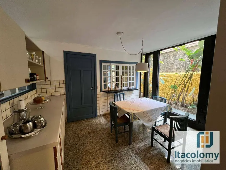 Foto 4 de Casa de Condomínio com 4 quartos à venda, 700m2 em Barueri - SP