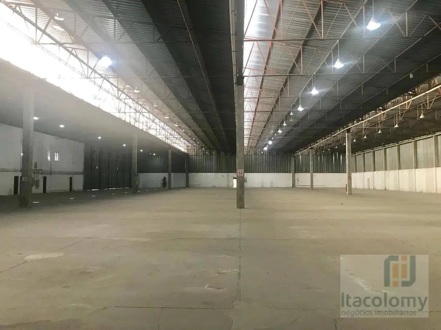 Armazém / Galpão para alugar, 7663m2 em Tamboré, Barueri - SP - imagem 1 Foto 1 de Armazém / Galpão para alugar, 7663m2 em Tamboré, Barueri - SP