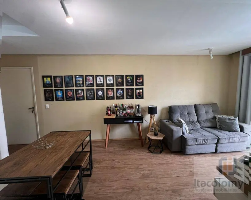 Apartamento com 2 quartos à venda, 61m2 em Jardim Tupanci, Barueri - SP - imagem 1 Foto 1 de Apartamento com 2 quartos à venda, 61m2 em Jardim Tupanci, Barueri - SP