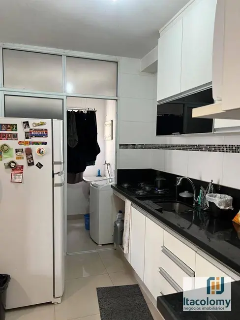 Foto 4 de Apartamento com 2 quartos à venda, 61m2 em Jardim Tupanci, Barueri - SP